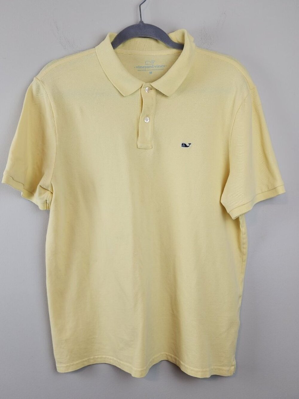 Vineyard Vines Men sz M yellow Polo Shirt  Whale Logo  ! Callout!